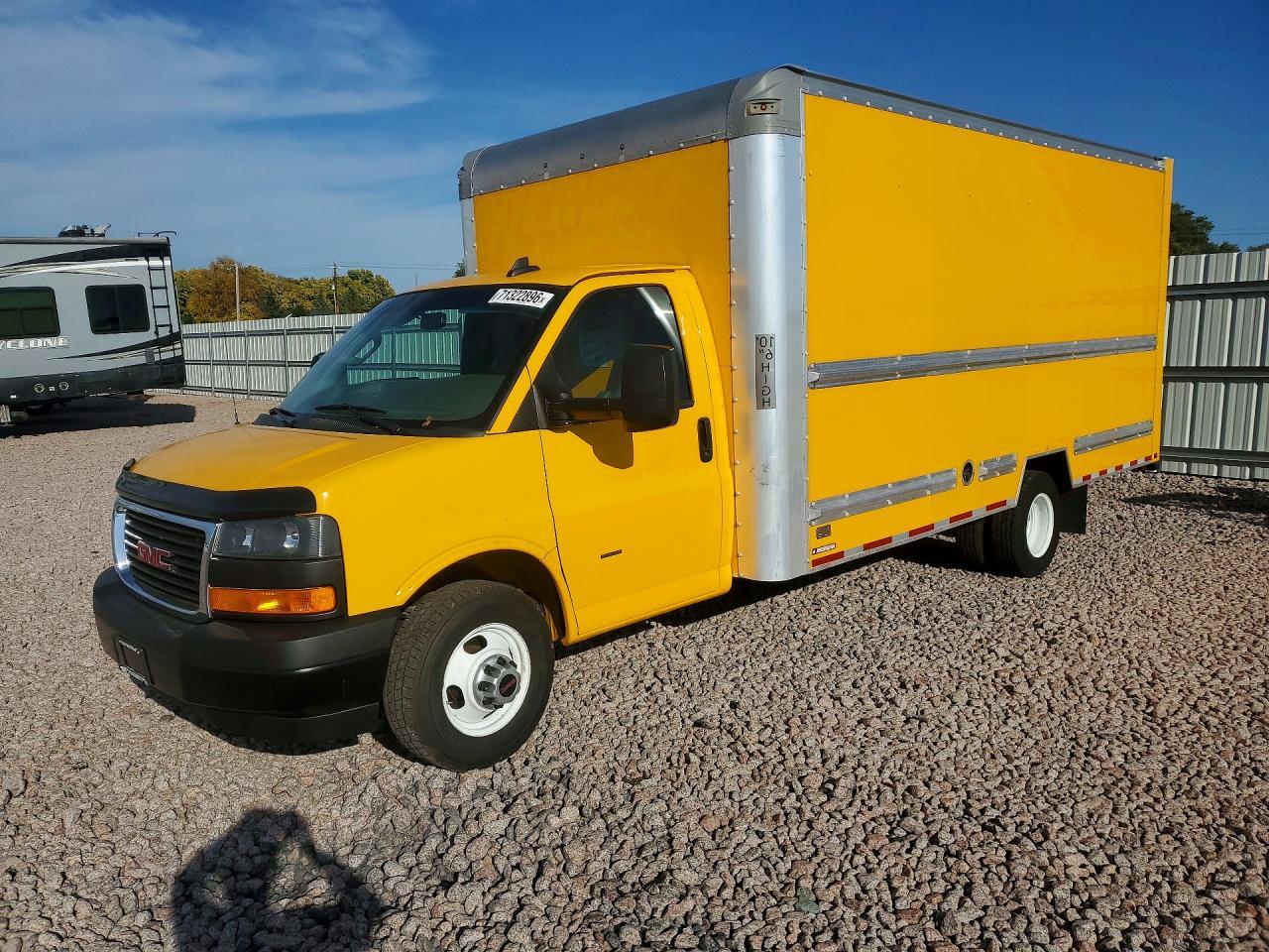 2023 GMC Savana Box Truck