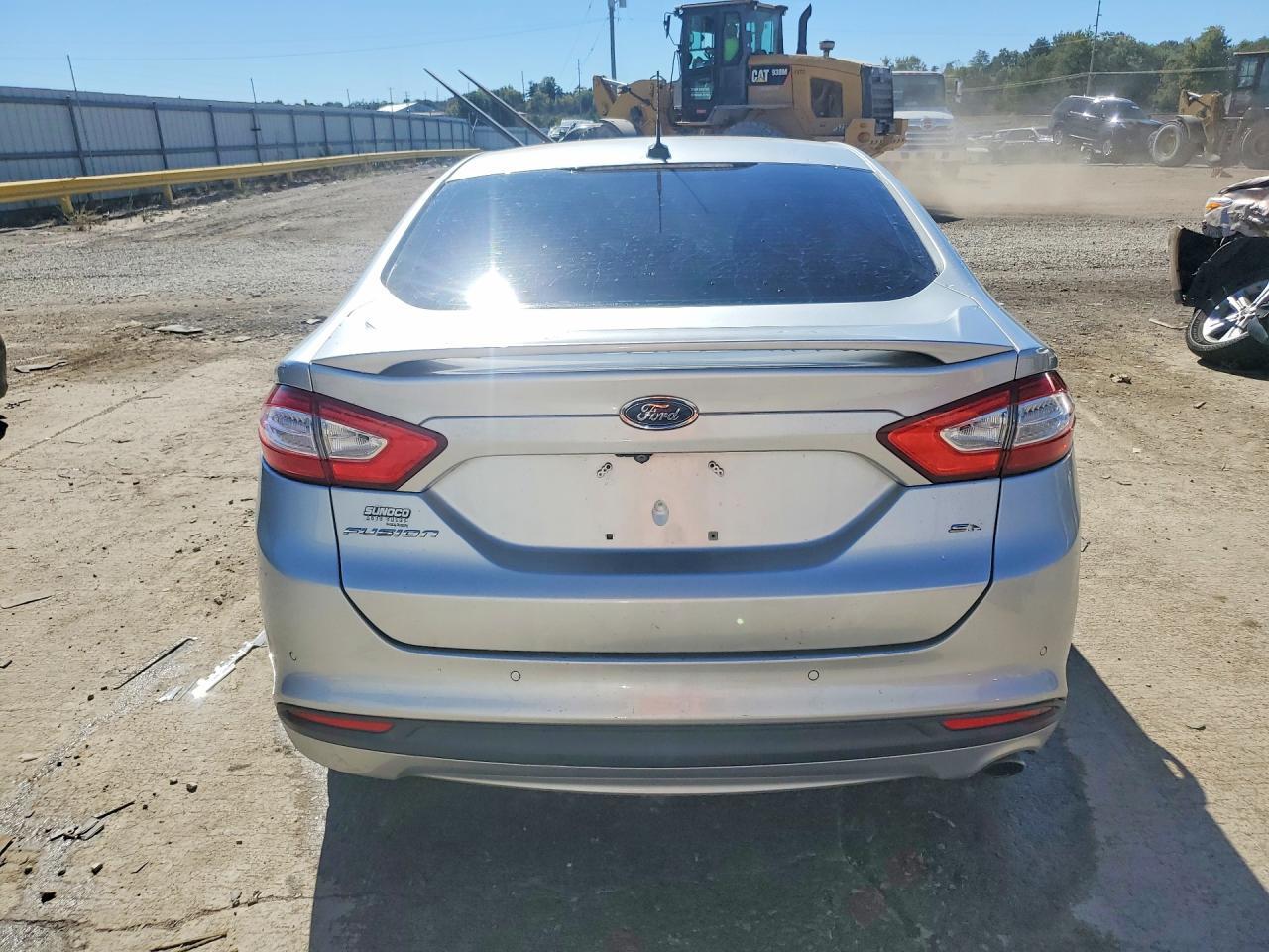 2016 Ford Fusion Se - Image 6