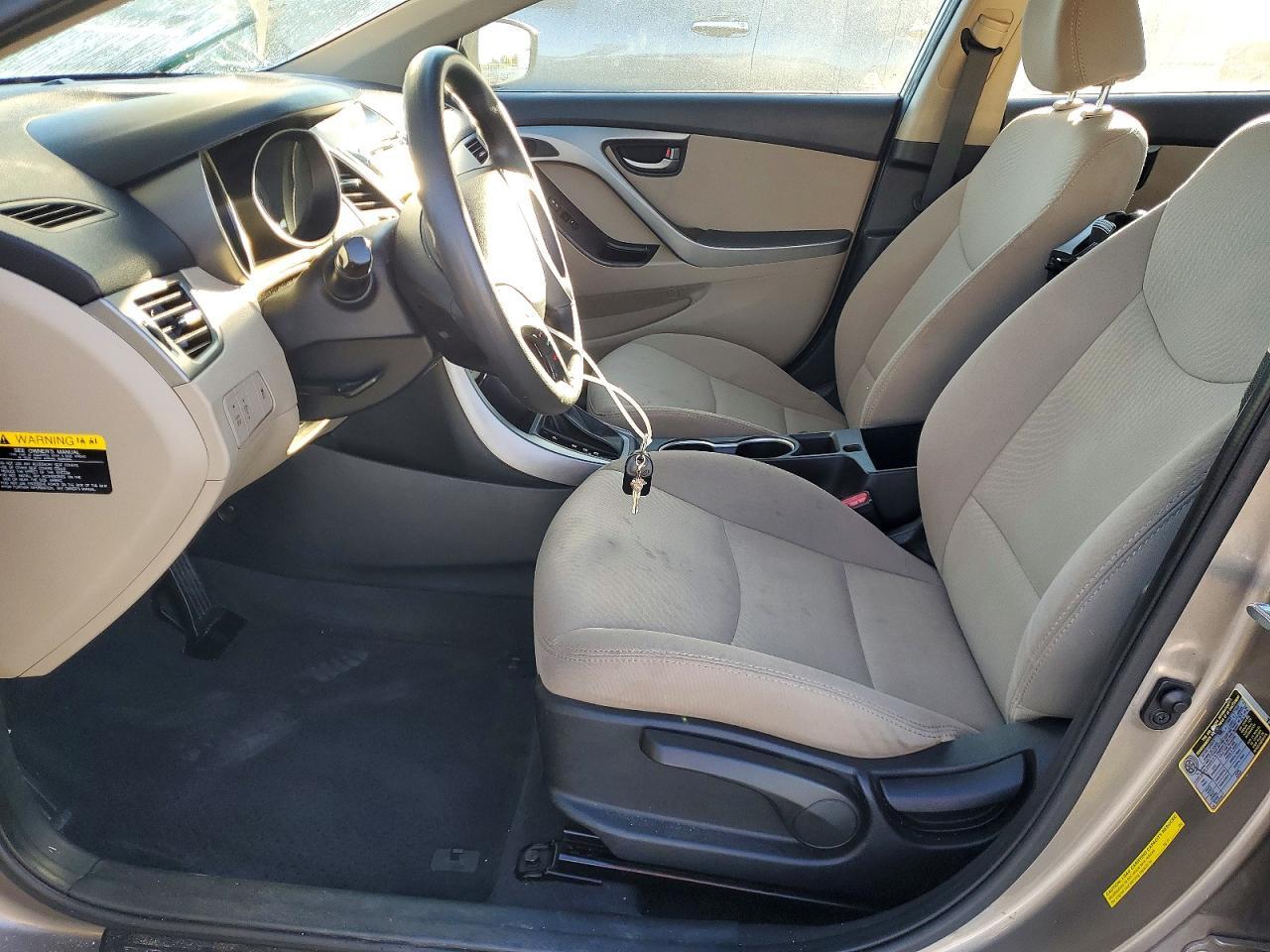 2016 Hyundai Elantra Se - Фото 7