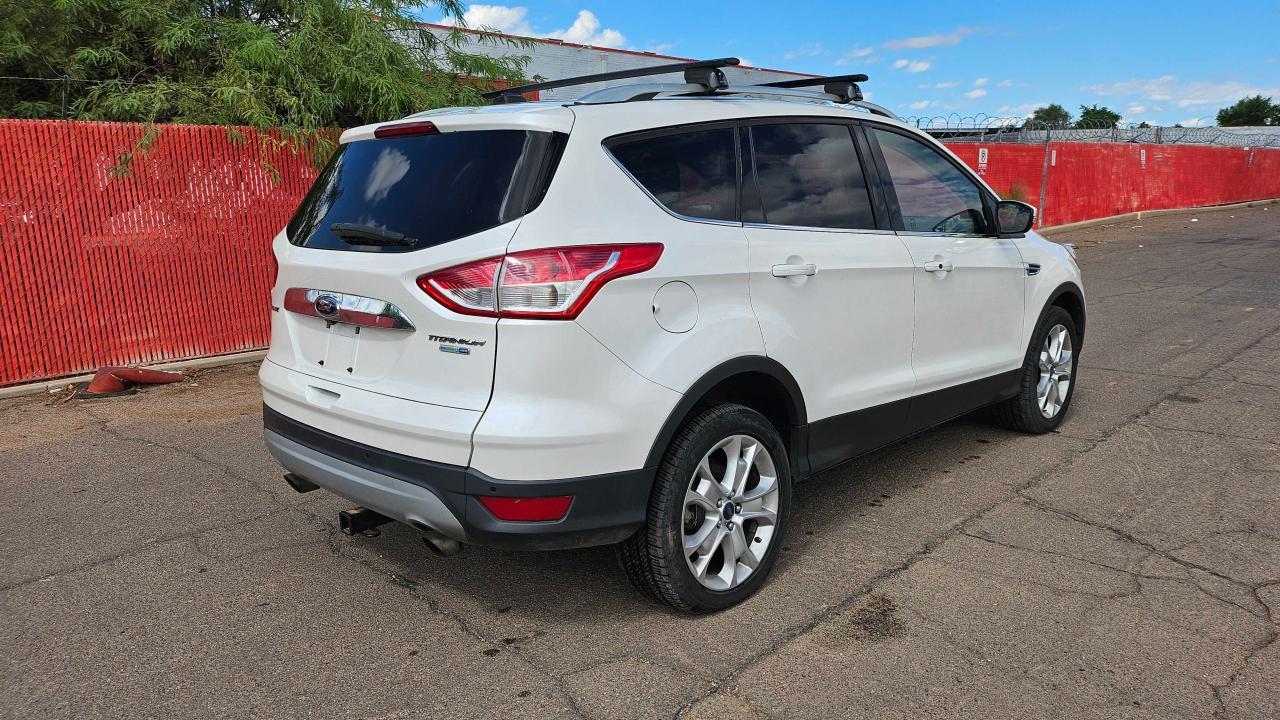 2016 Ford Escape Titanium - Image 4