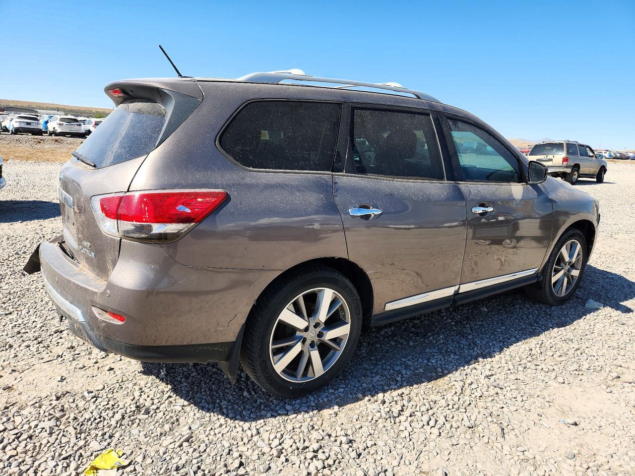 2013 Nissan Pathfinder S - Фото 3