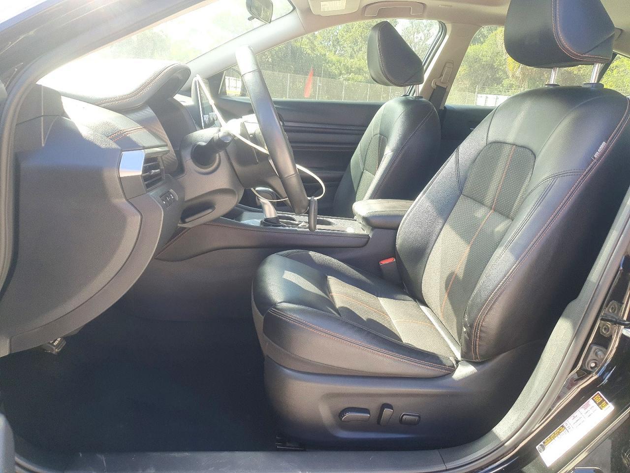2022 Nissan Altima Sr - Image 7