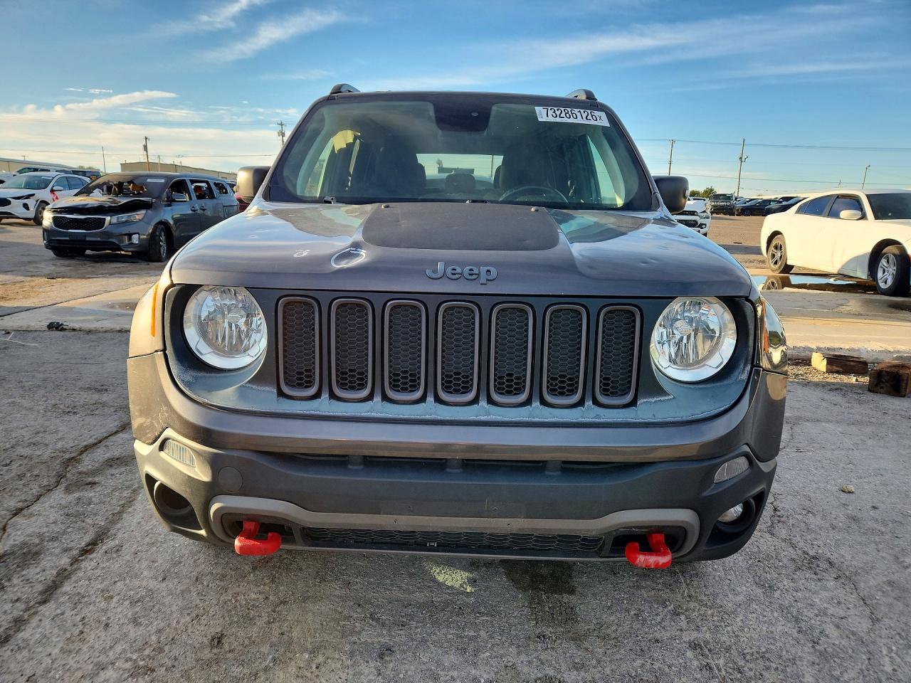 2018 Jeep Renegade Trailhawk - Image 5