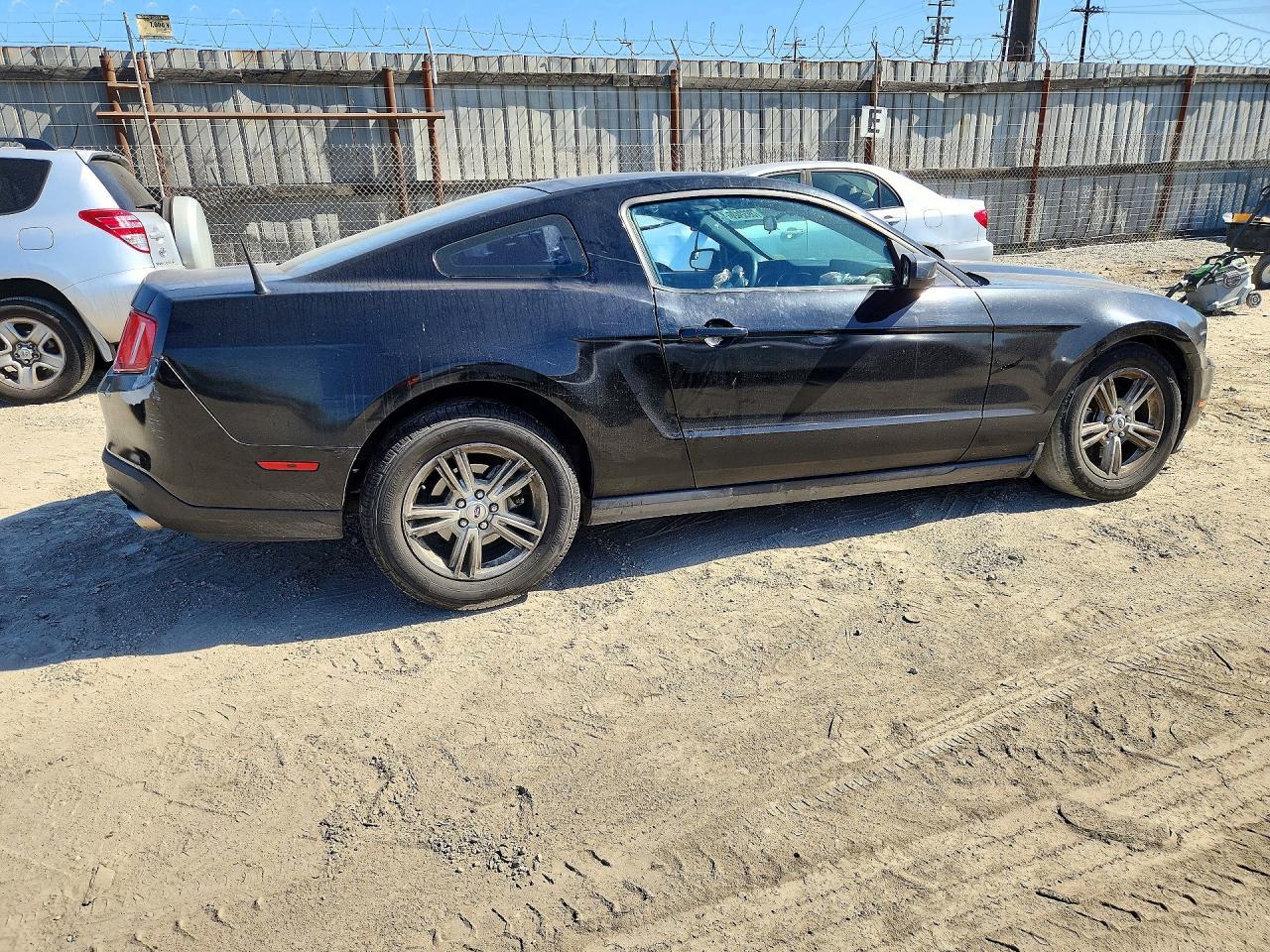 2012 Ford Mustang - Image 3