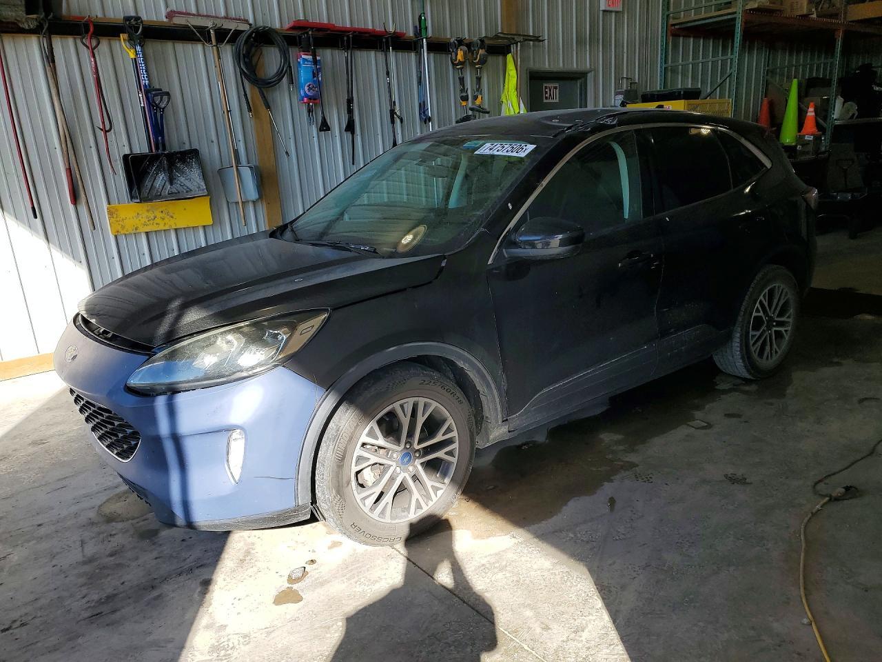 2022 Ford Escape Sel
