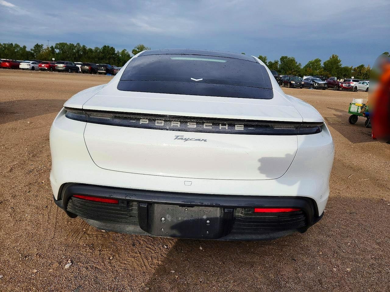 2023 Porsche Taycan - Фото 6