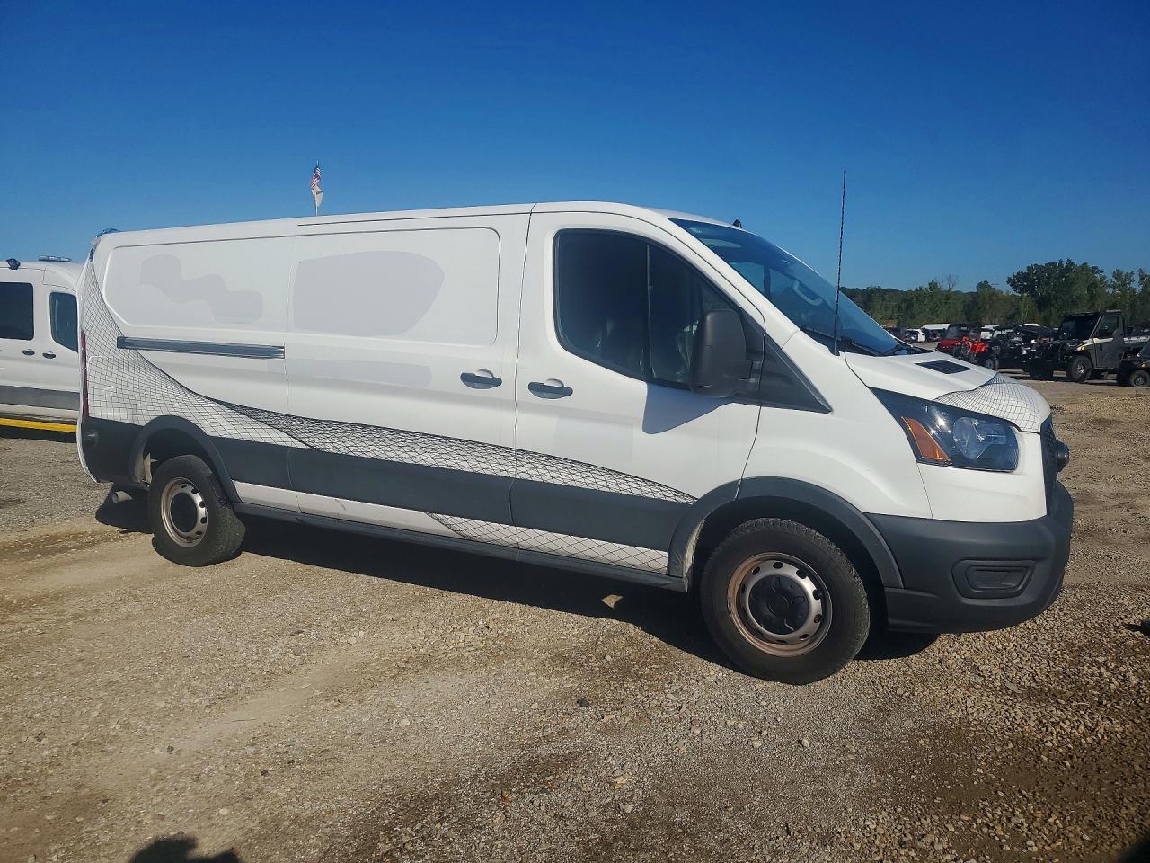 2024 Ford Transit T-250 Low Roof Delivery Van - Фото 4