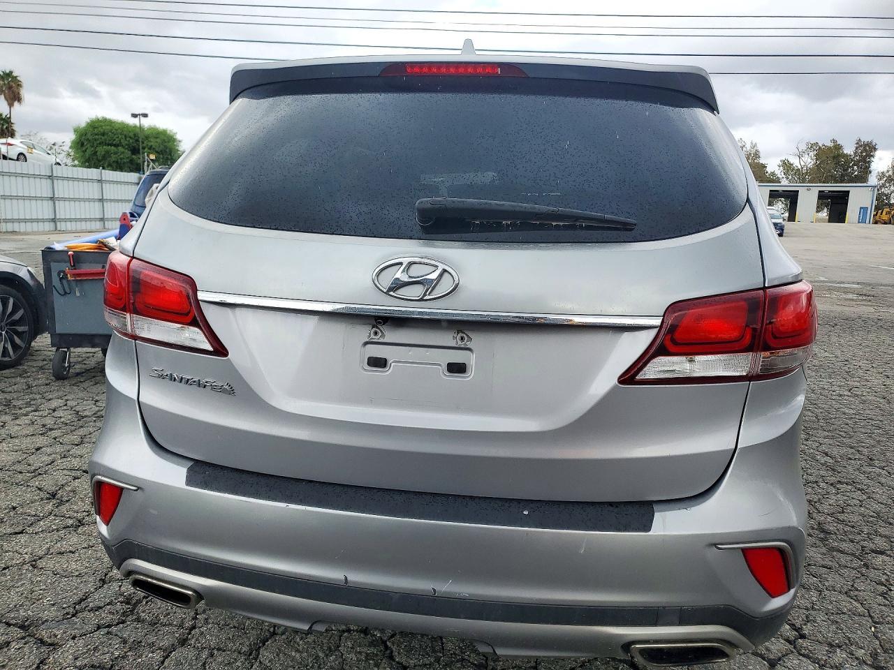 2018 Hyundai Santa Fe Se - Фото 6