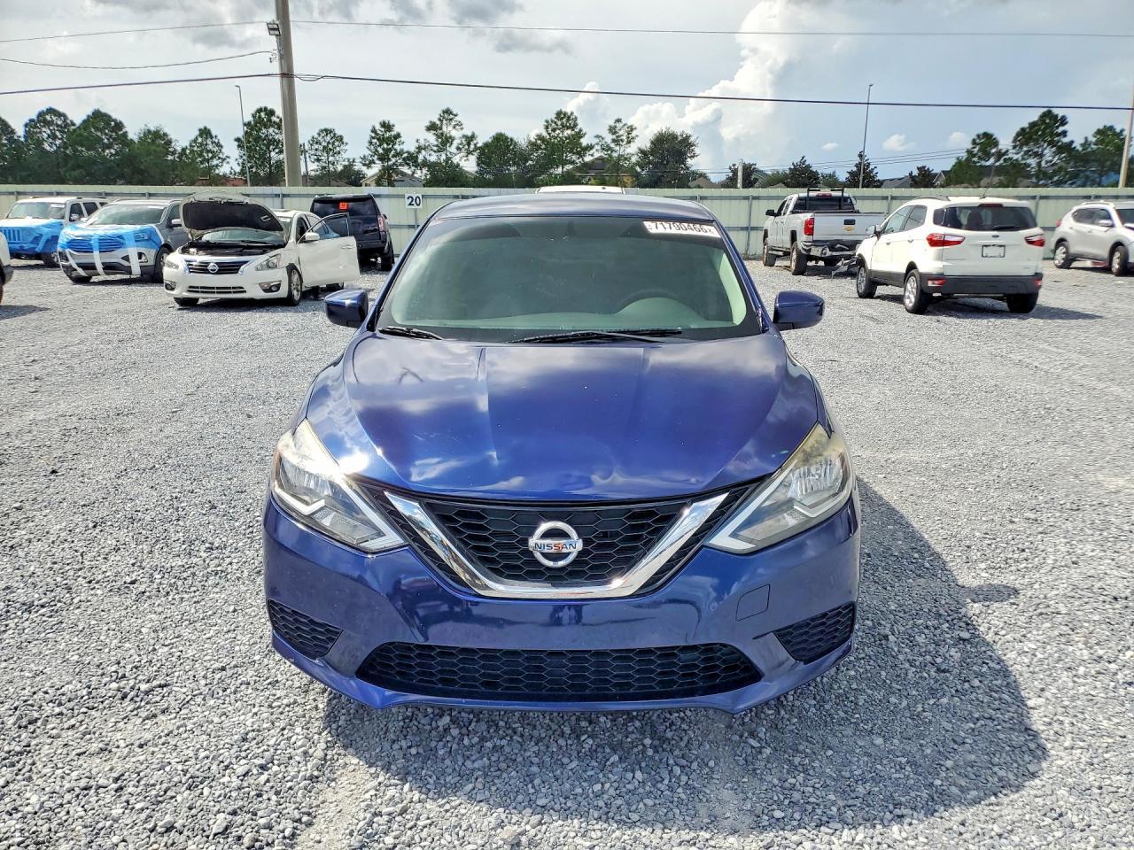 2017 Nissan Sentra S - Фото 5
