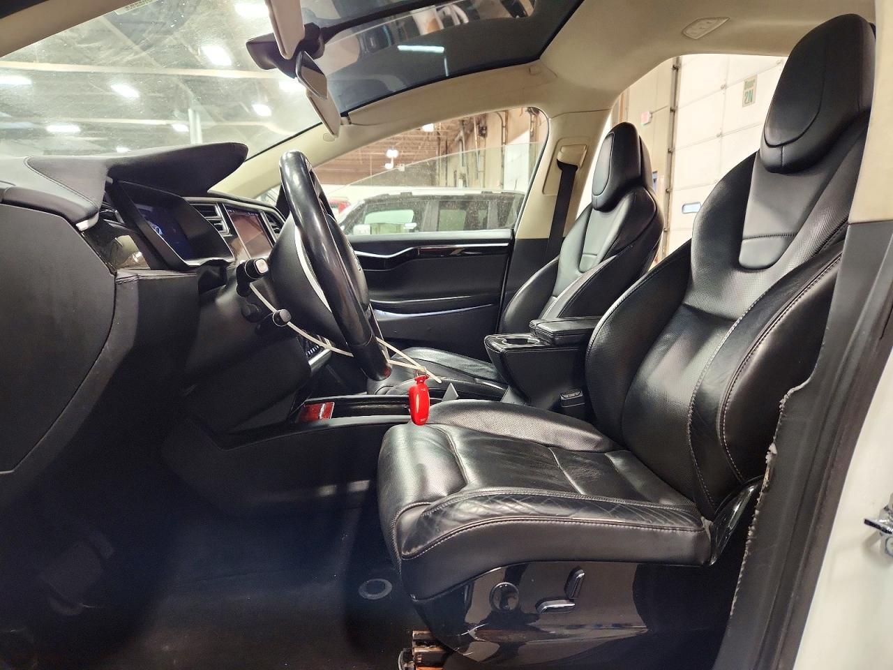 2016 Tesla Model X - Image 7