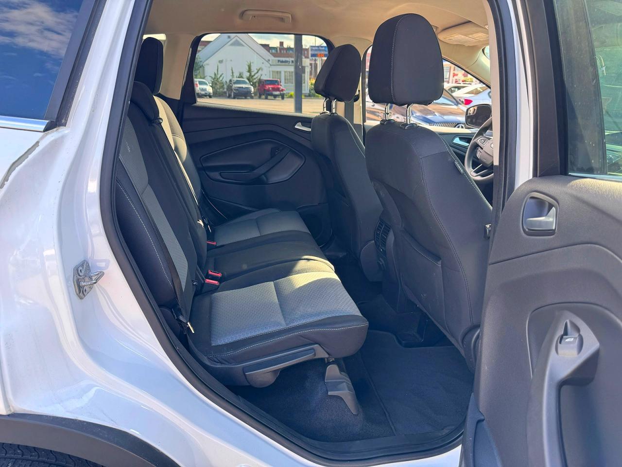 2017 Ford Escape Se - Image 6