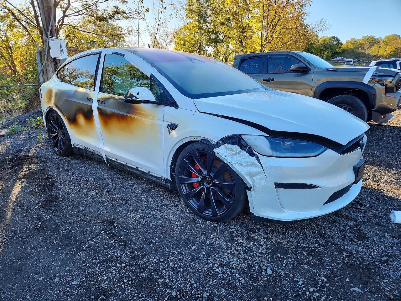 2024 Tesla Model X - Image 4