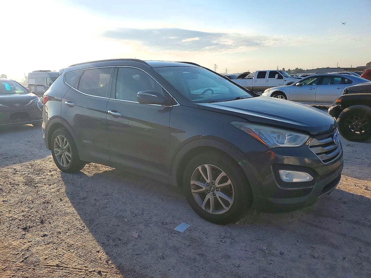 2015 Hyundai Santa Fe Sport 2.0T - Image 4