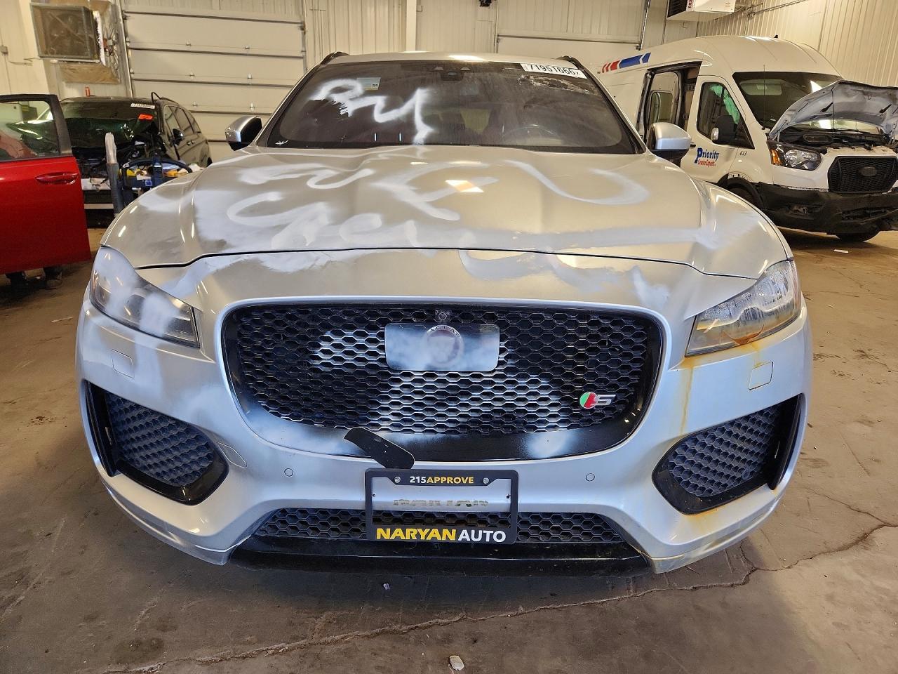 2017 Jaguar F-Pace S - Фото 5