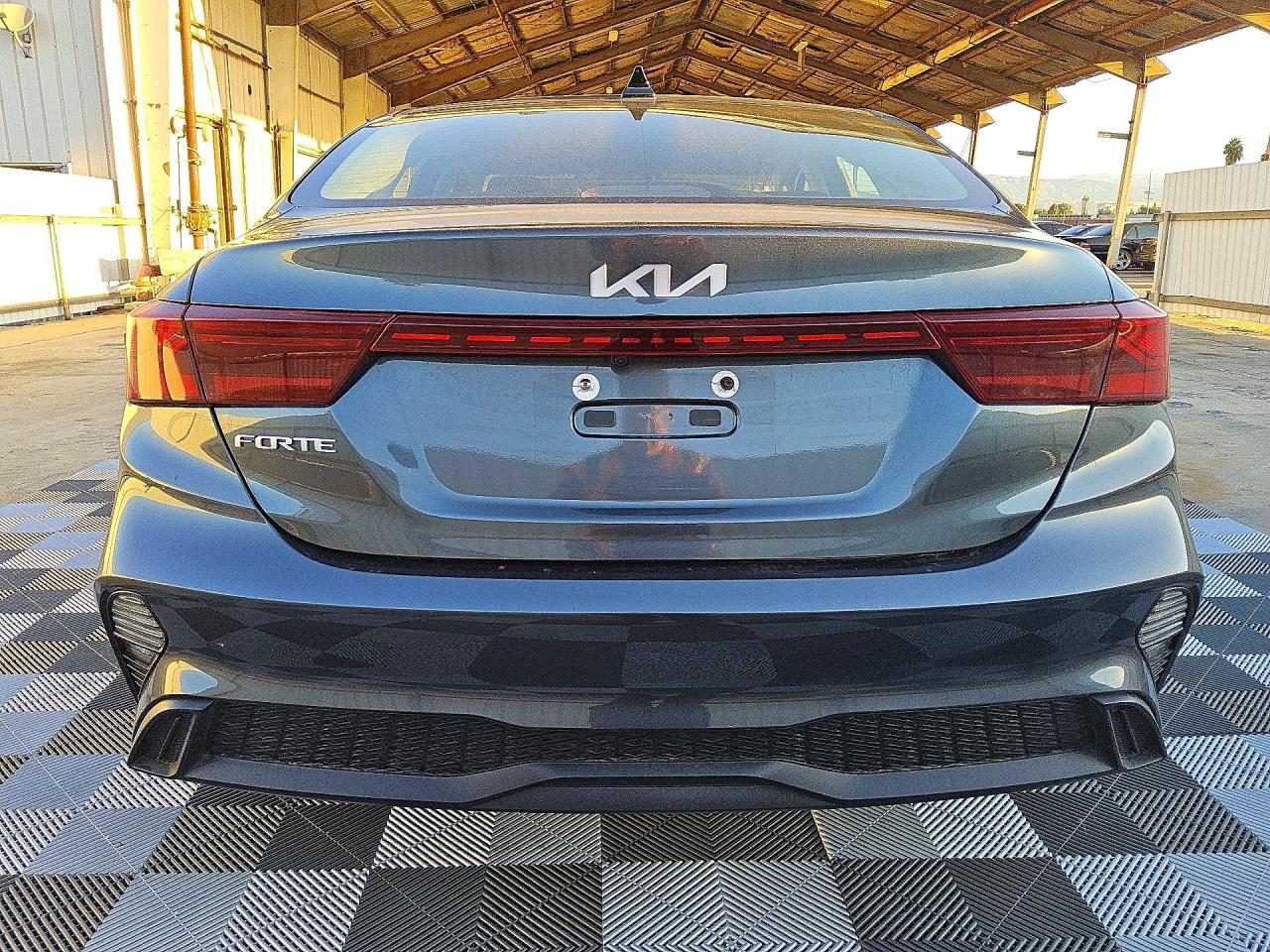 2024 Kia Forte Lxs - Image 6