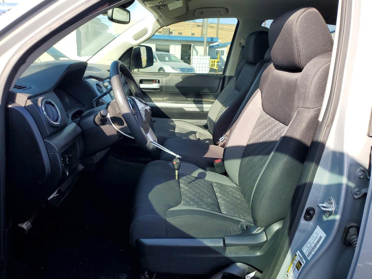 2021 Toyota Tundra Crewmax Sr5 - Image 7