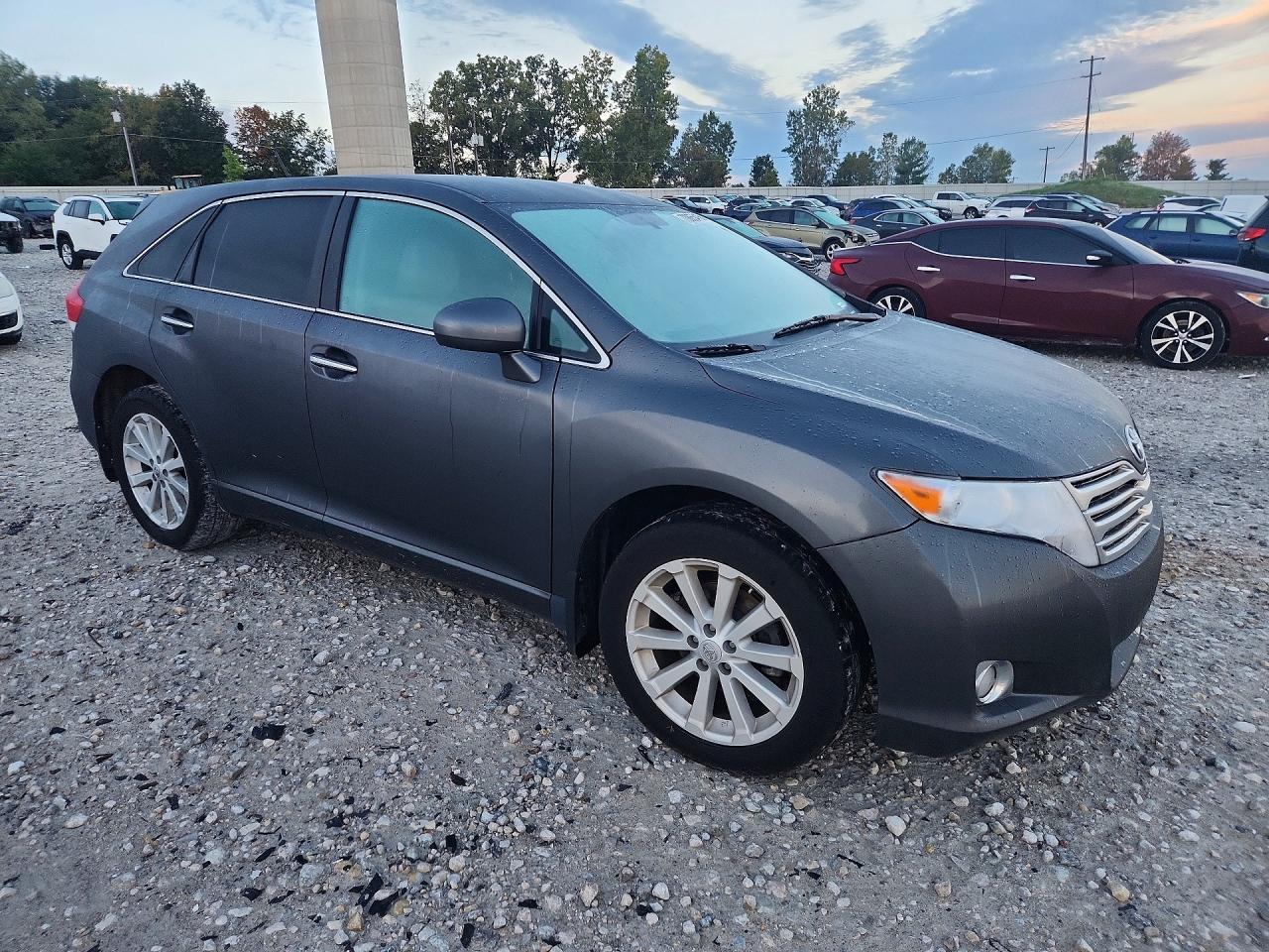 2011 Toyota Venza Awd 4Cyl - Image 4