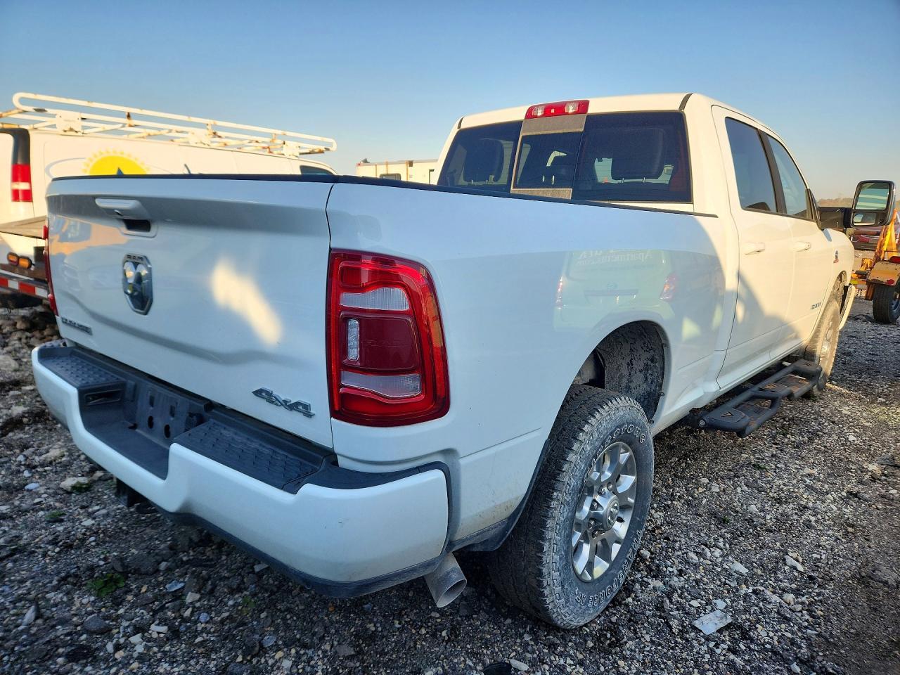 2024 Ram 2500 Laramie - Фото 3