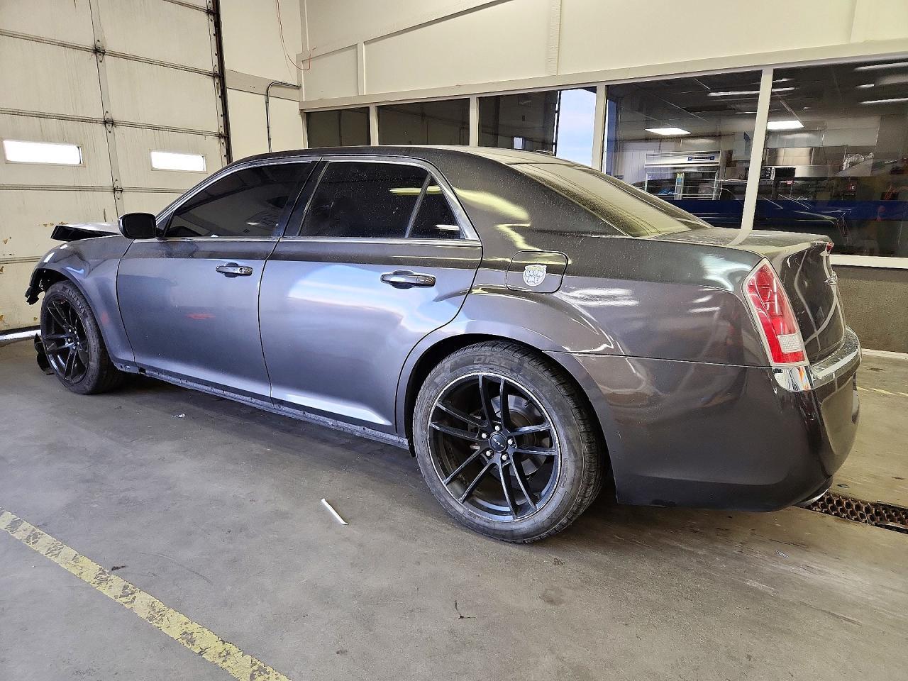 2013 Chrysler 300 - Image 2