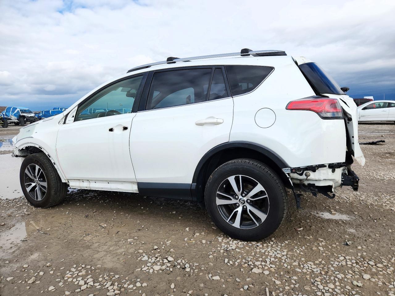 2016 Toyota Rav4 Xle - Фото 2