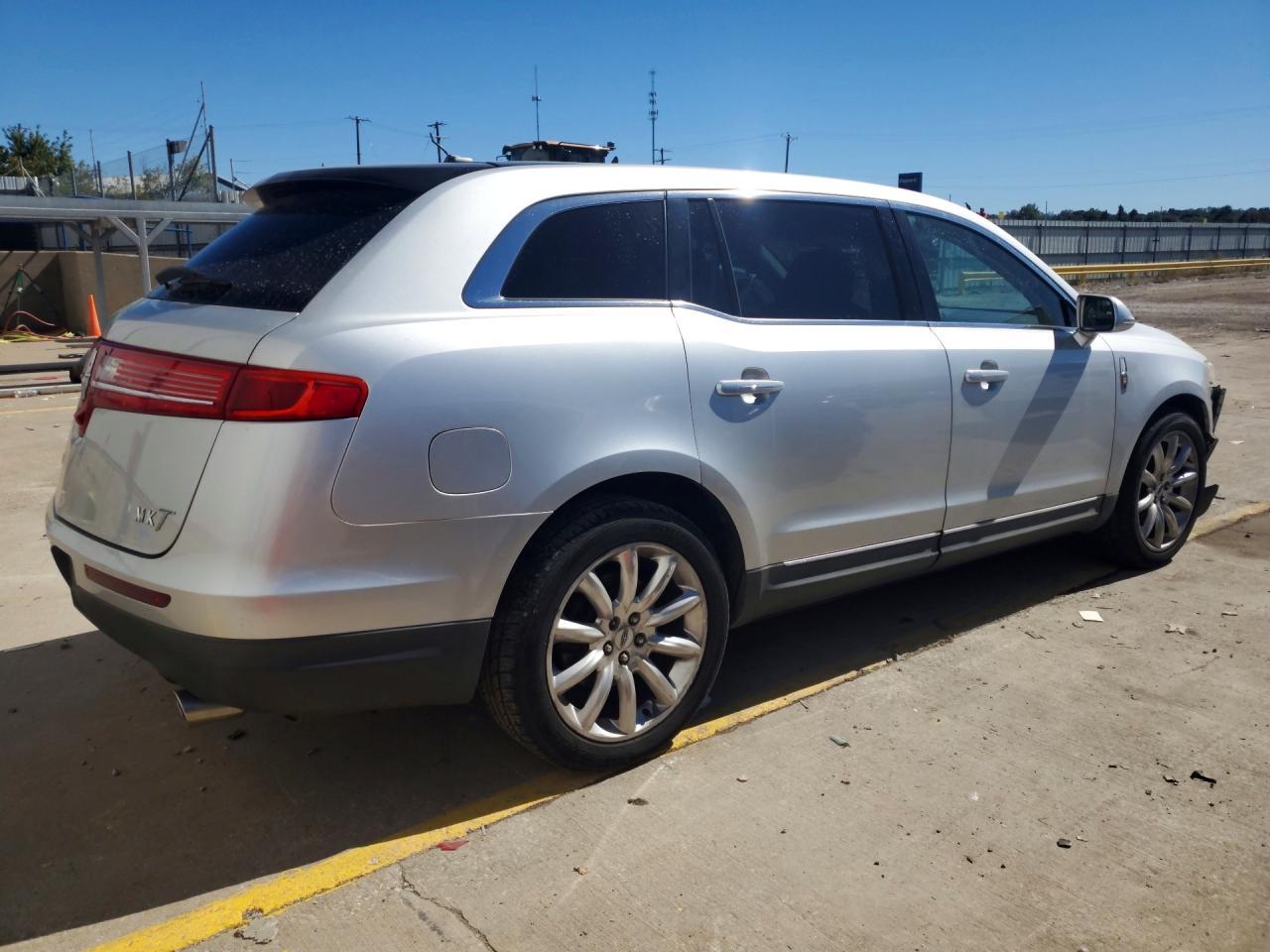 2010 Lincoln Mkt - Фото 3