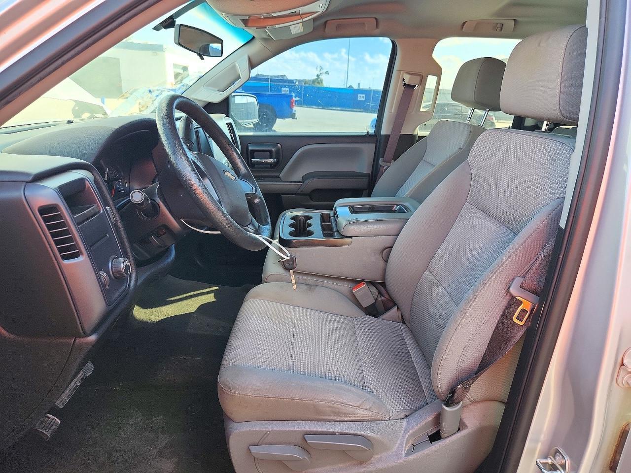 2017 Chevrolet Silverado C1500 Custom - Фото 7