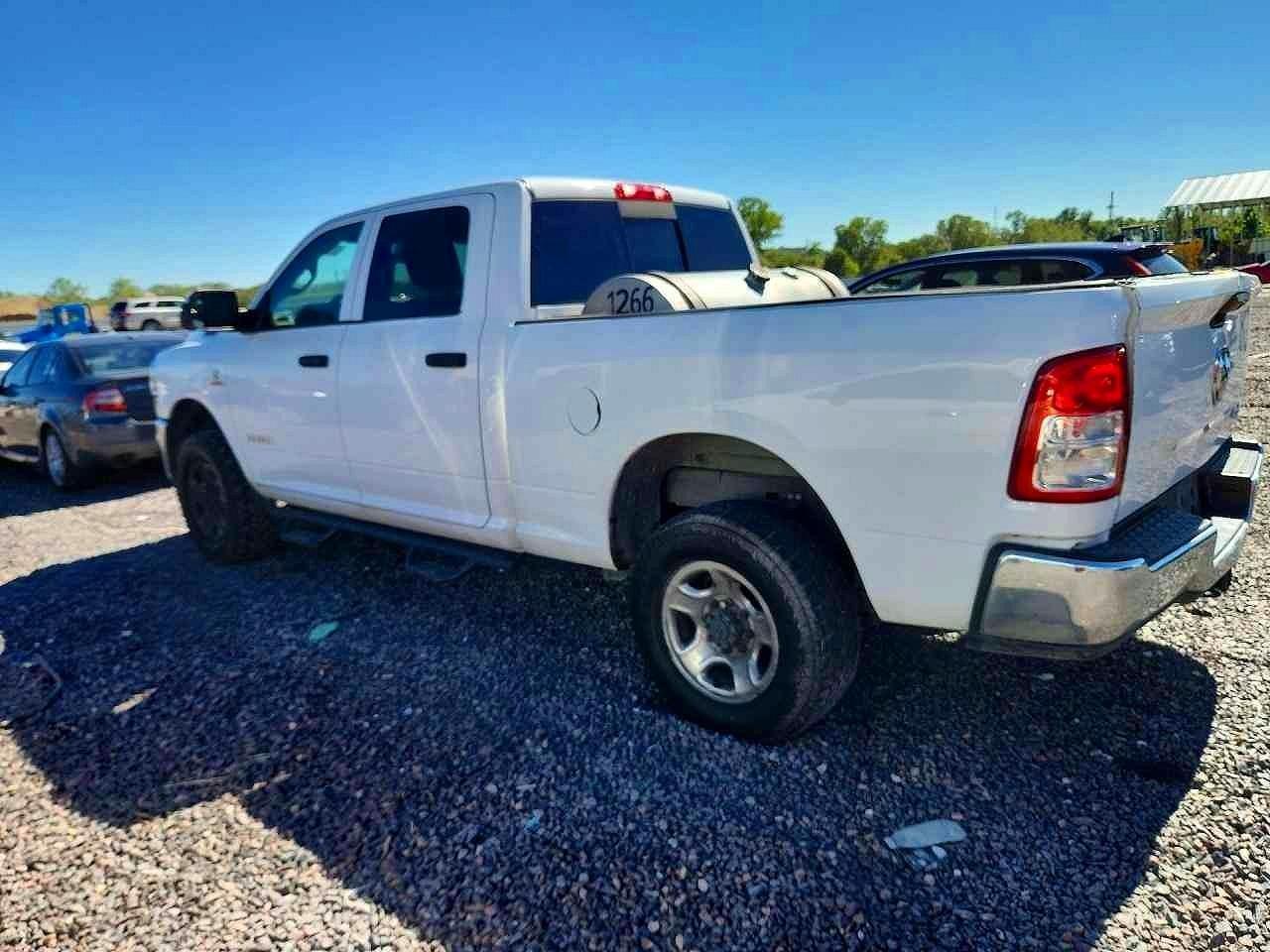 2020 Ram 2500 Tradesman - Фото 2