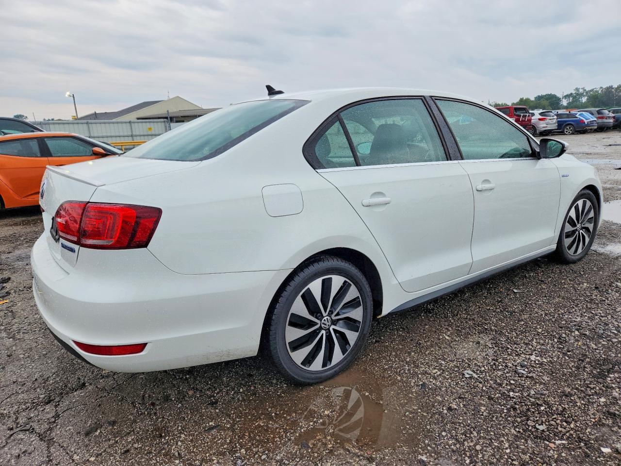 2013 Volkswagen Jetta Hybrid - Фото 3