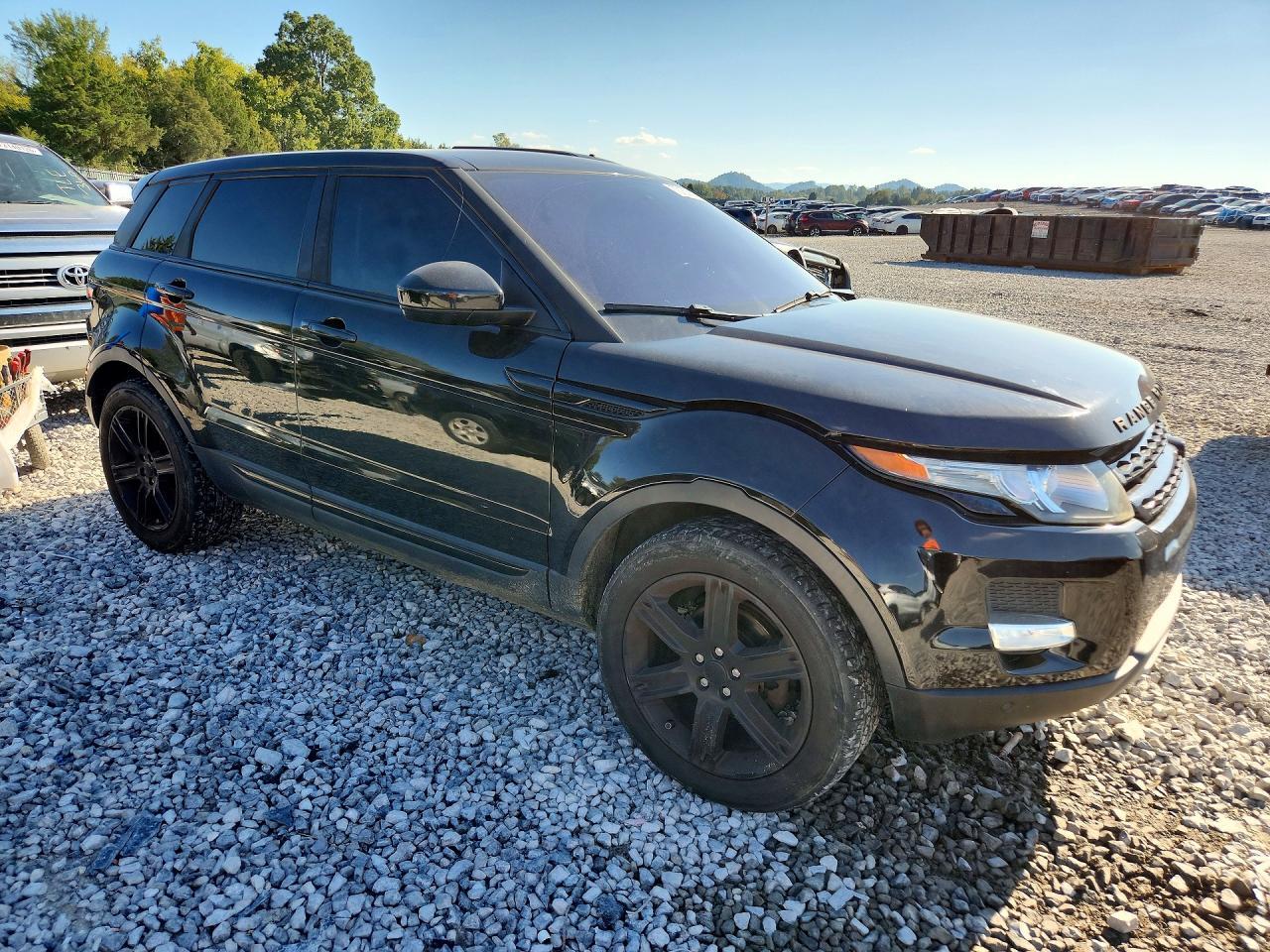 2015 Land Rover Range Rover Evoque Pure Plus - Image 4