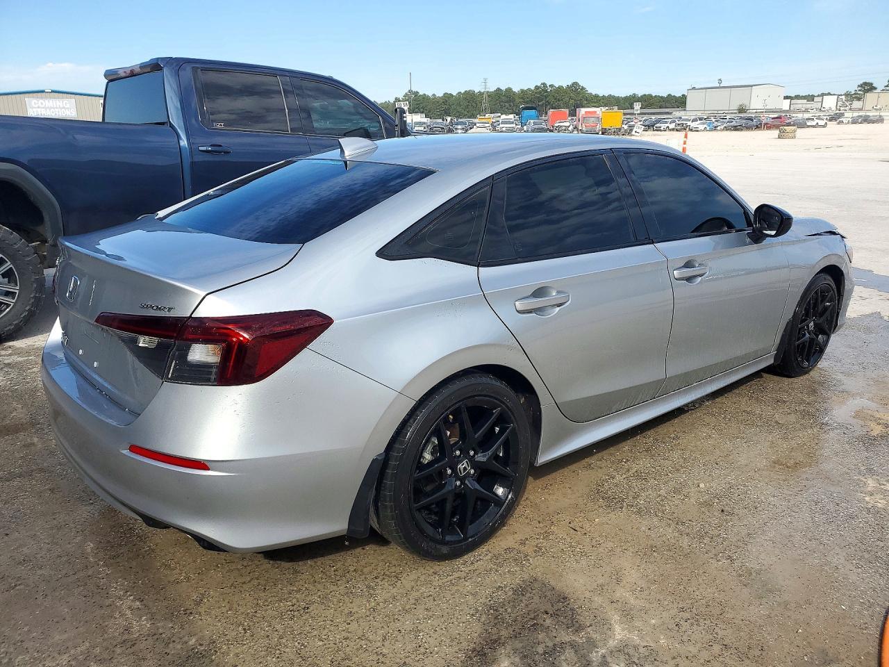 2025 Honda Civic Sport - Фото 3