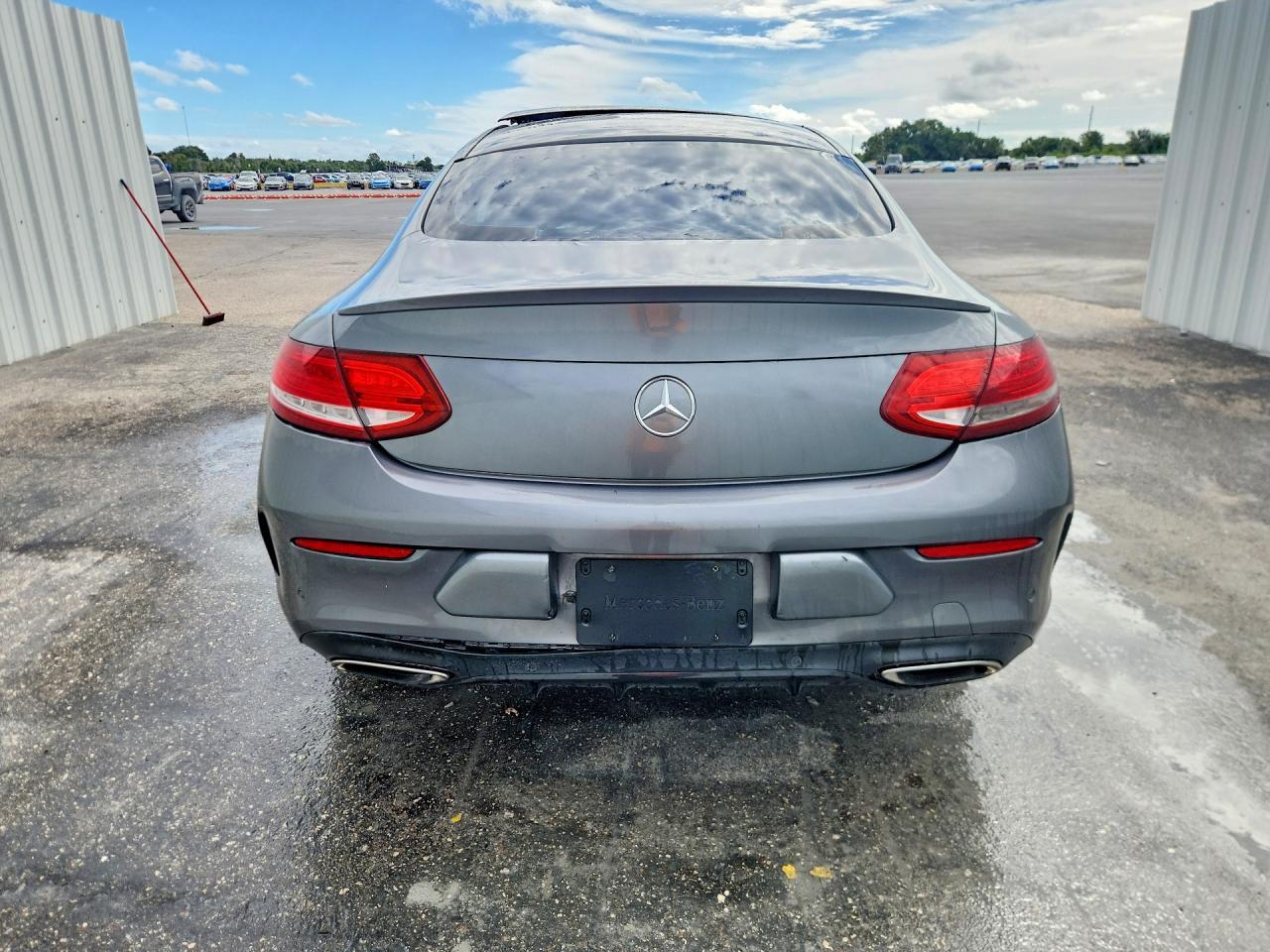 2017 Mercedes-Benz C 300 - Image 6