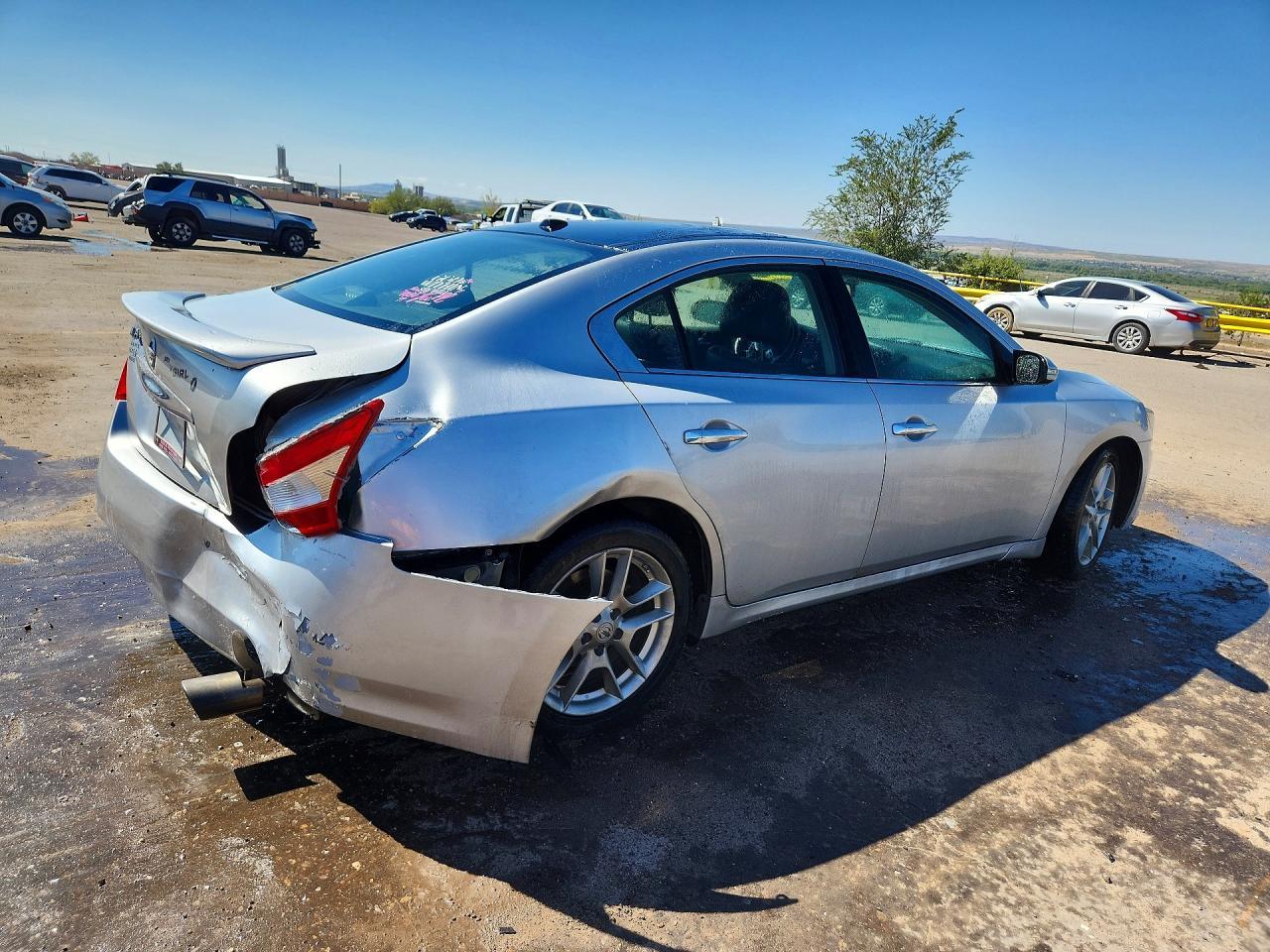 2011 Nissan Maxima 3.5 S - Image 3