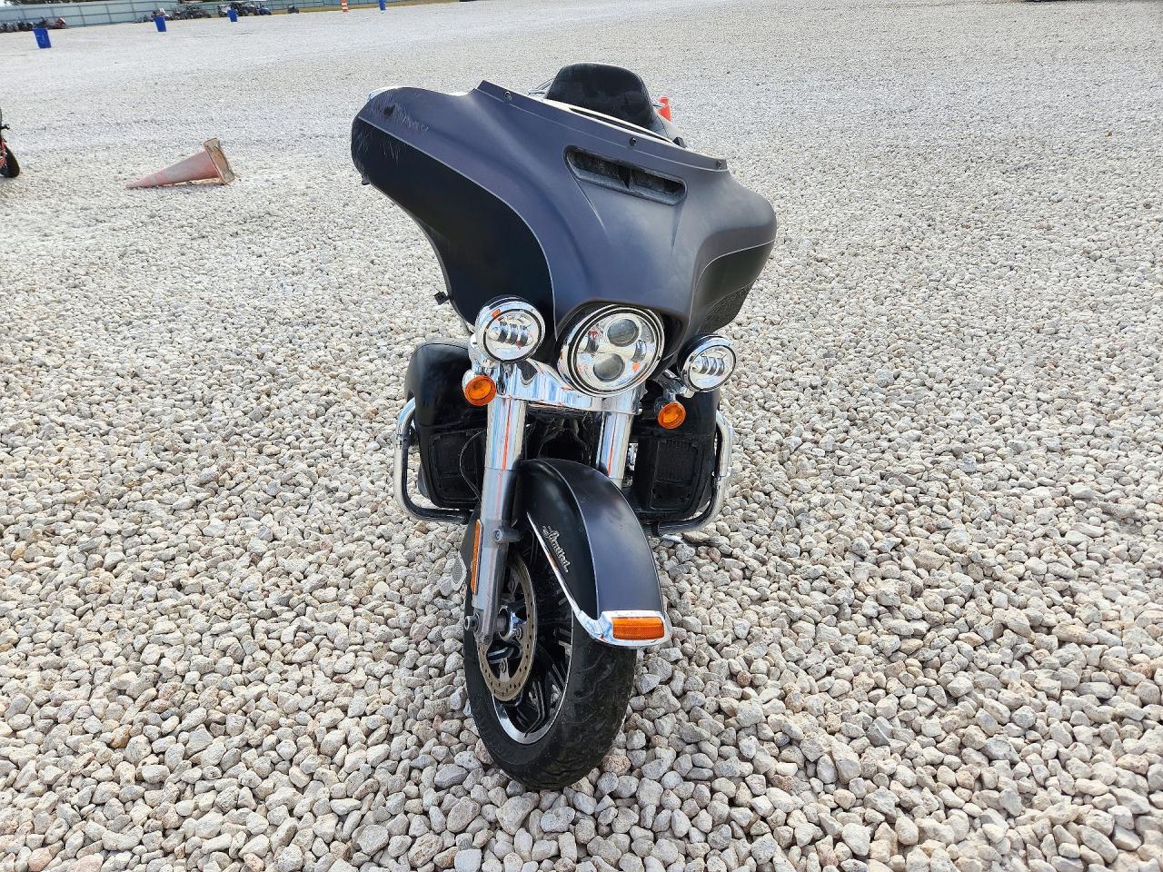 2017 Harley-Davidson Flhtk Ultra Limited - Image 2