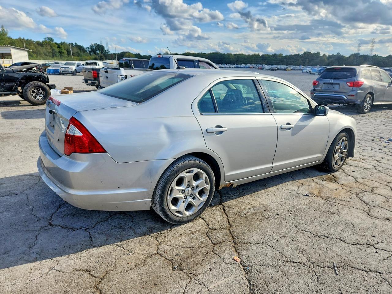 2010 Ford Fusion Se - Фото 3