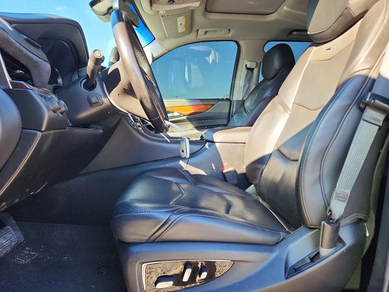 2018 Cadillac Escalade Luxury - Фото 7
