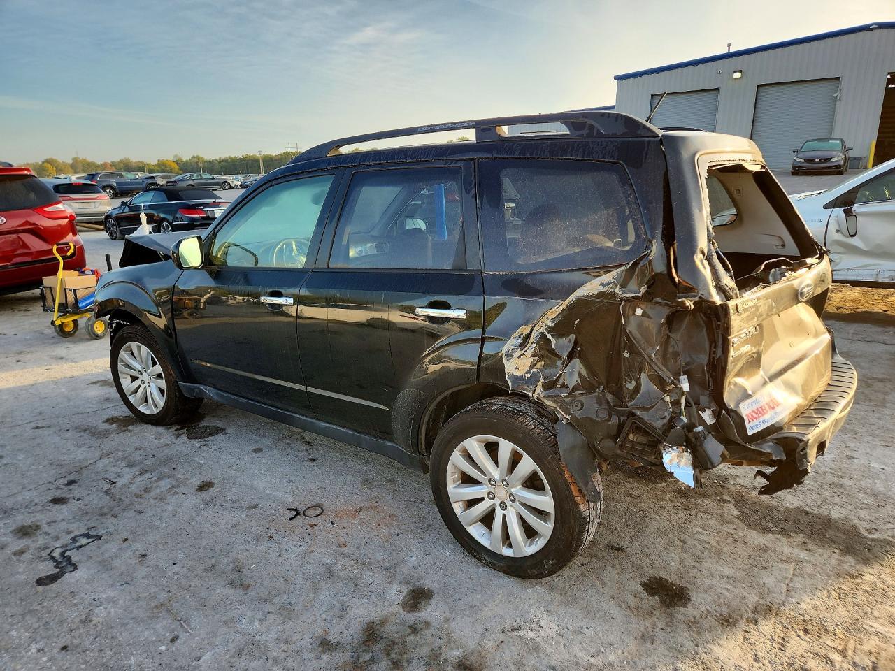 2011 Subaru Forester Limited - Фото 2