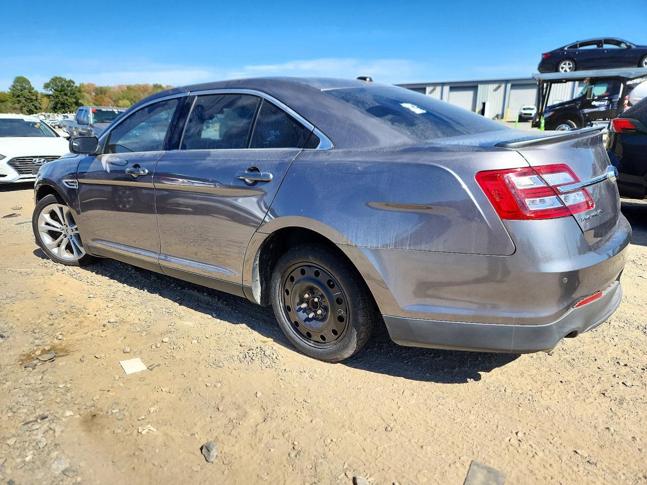 2013 Ford Taurus Sel - Фото 2