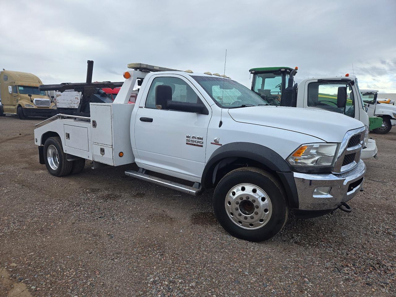 2014 Ram 5500 Unknown - Фото 4