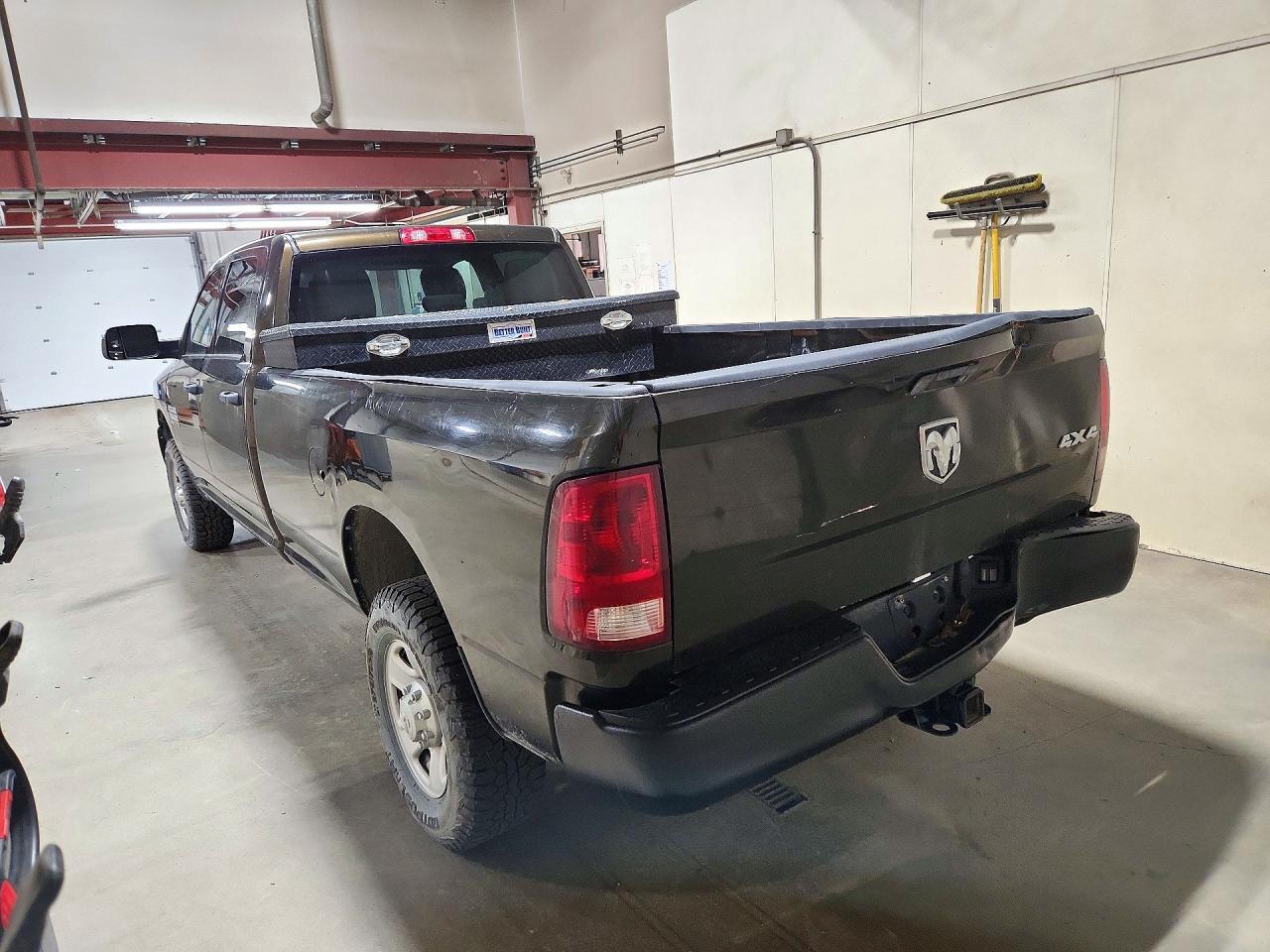2014 Ram 3500 St - Image 2