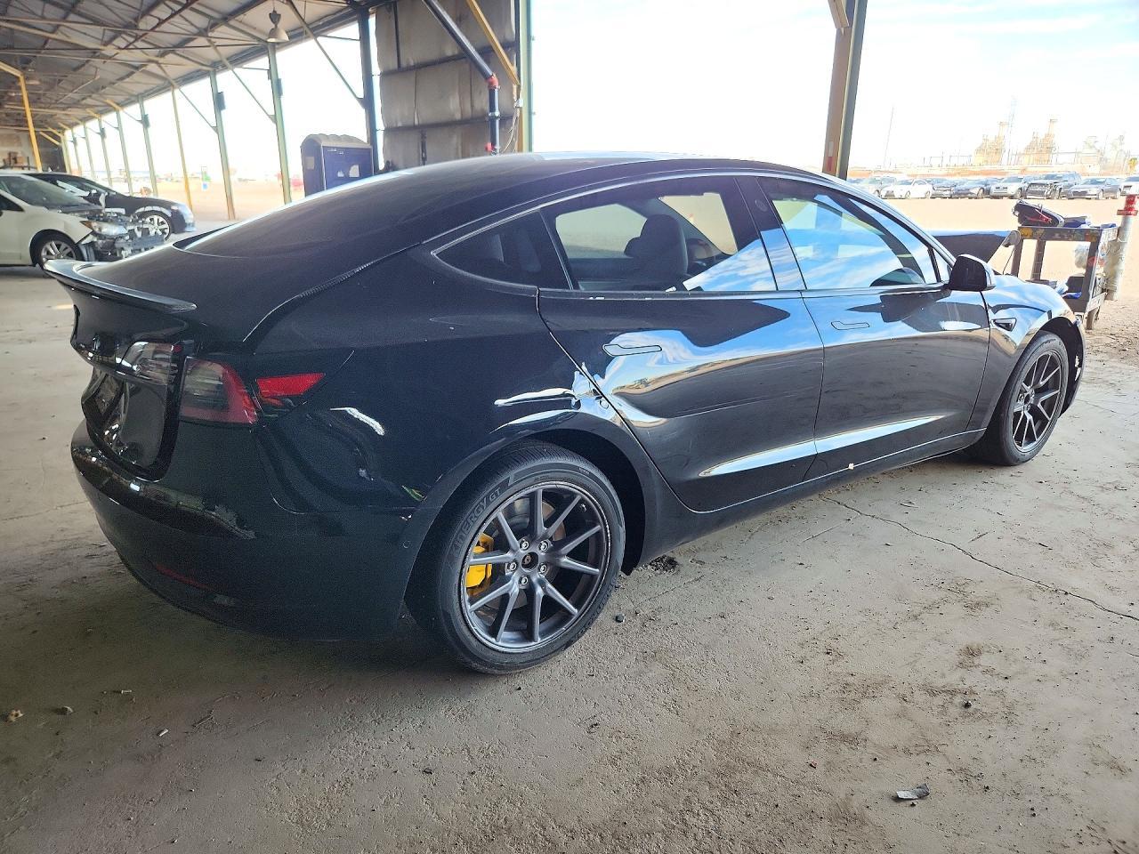 2019 Tesla Model 3 - Image 3