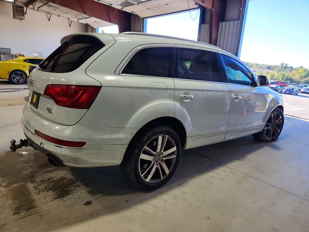 2015 Audi Q7 Premium Plus - Image 3