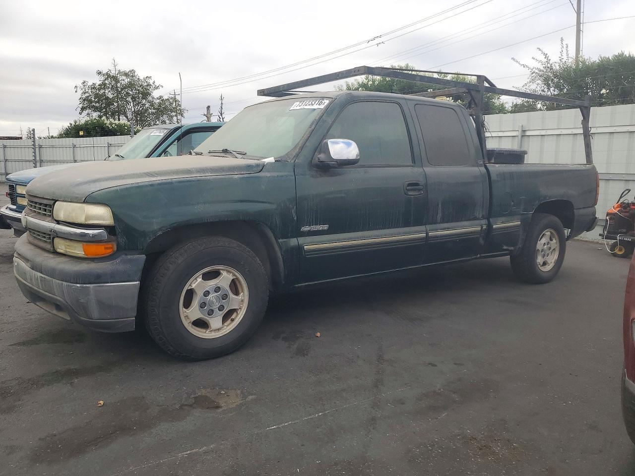 2002 Chevrolet Silverado C1500