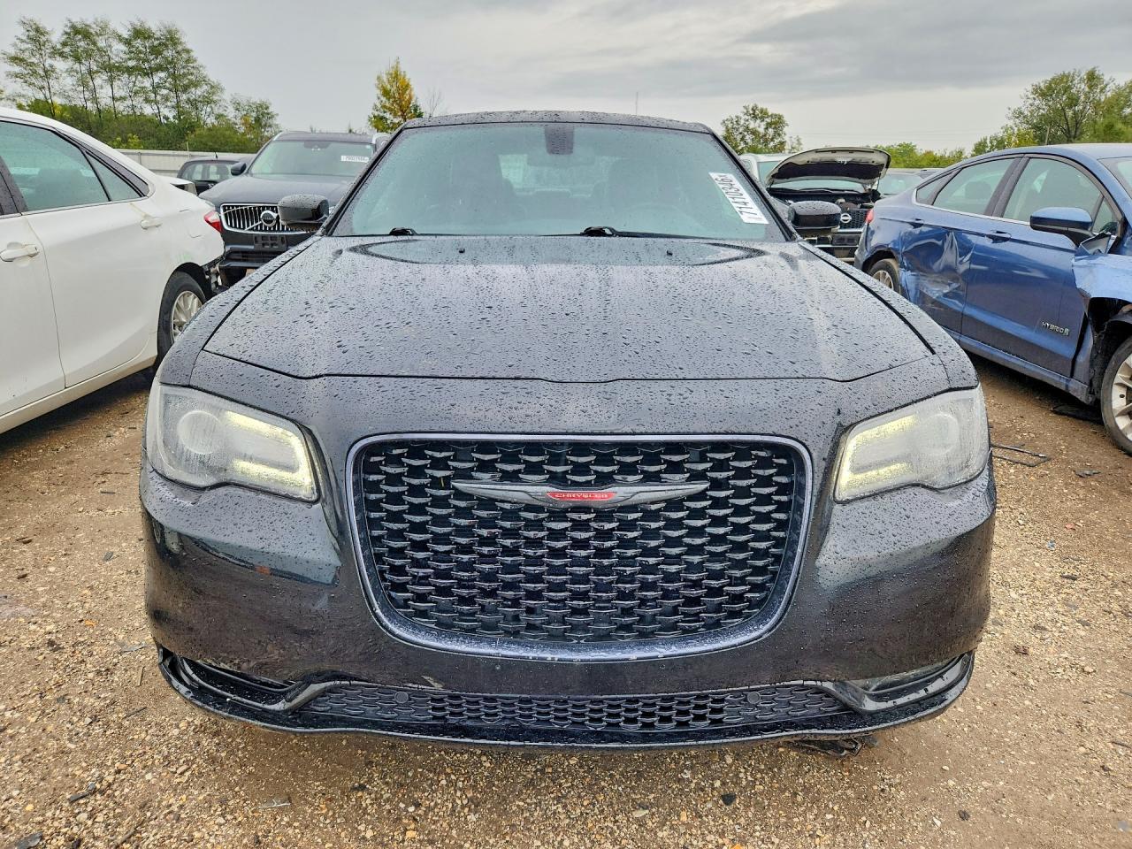 2021 Chrysler 300 S - Image 5