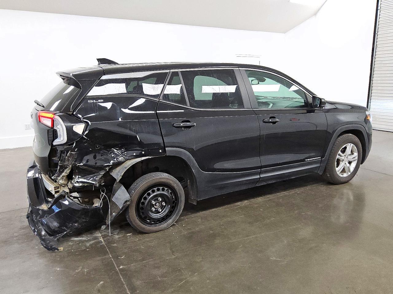 2022 GMC Terrain Sle - Image 3