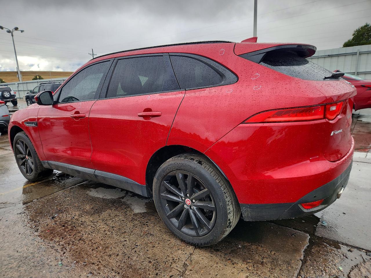 2017 Jaguar F-Pace Prestige - Image 2
