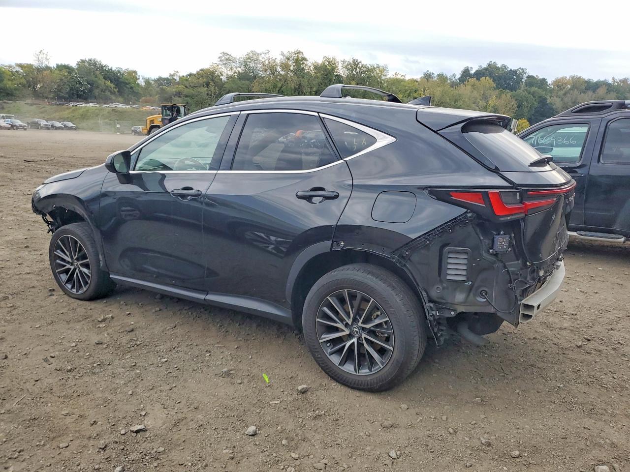 2022 Lexus Nx 350 Base - Image 2