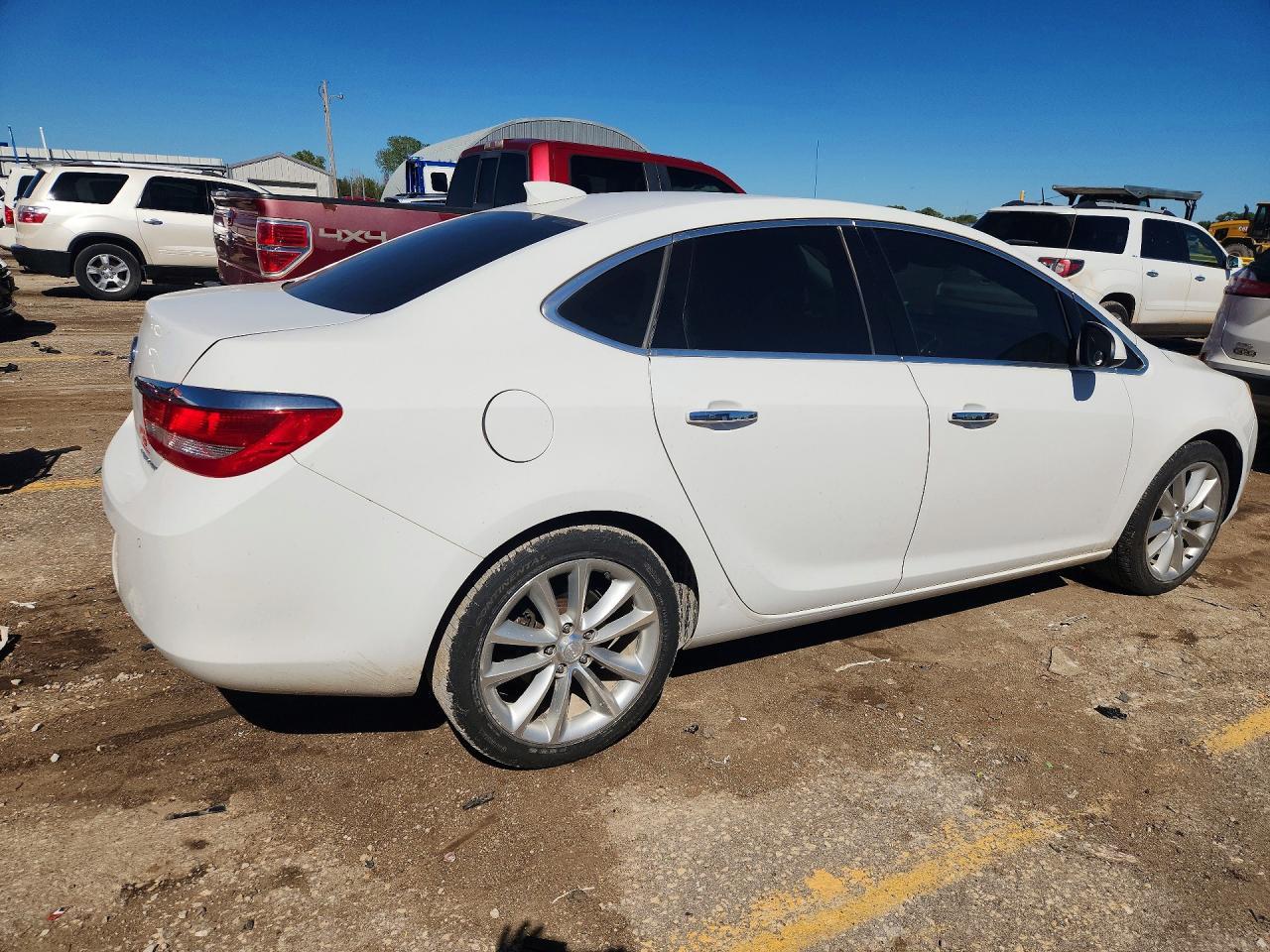 2015 Buick Verano - Фото 3