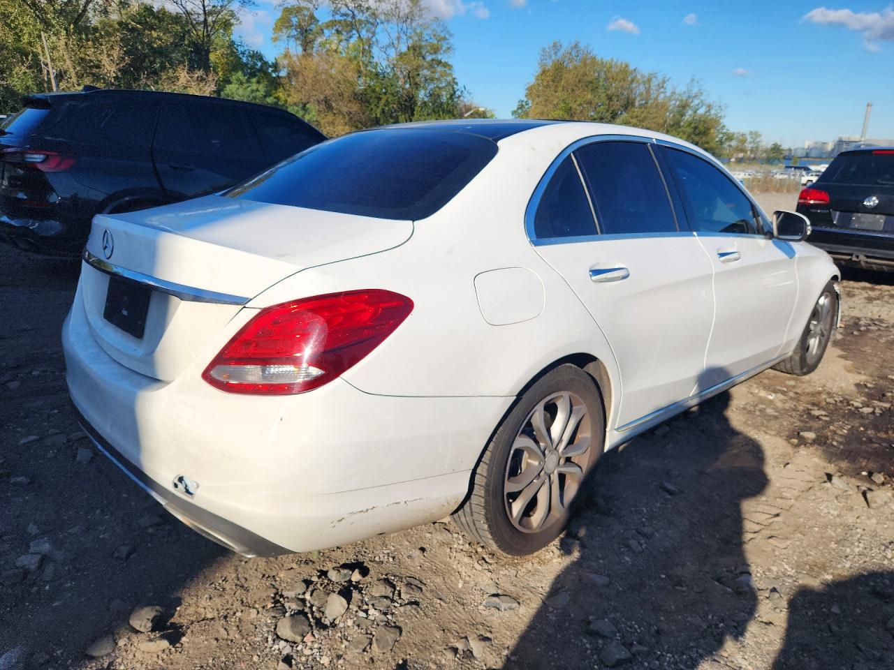 2016 Mercedes-Benz C 300 - Image 3
