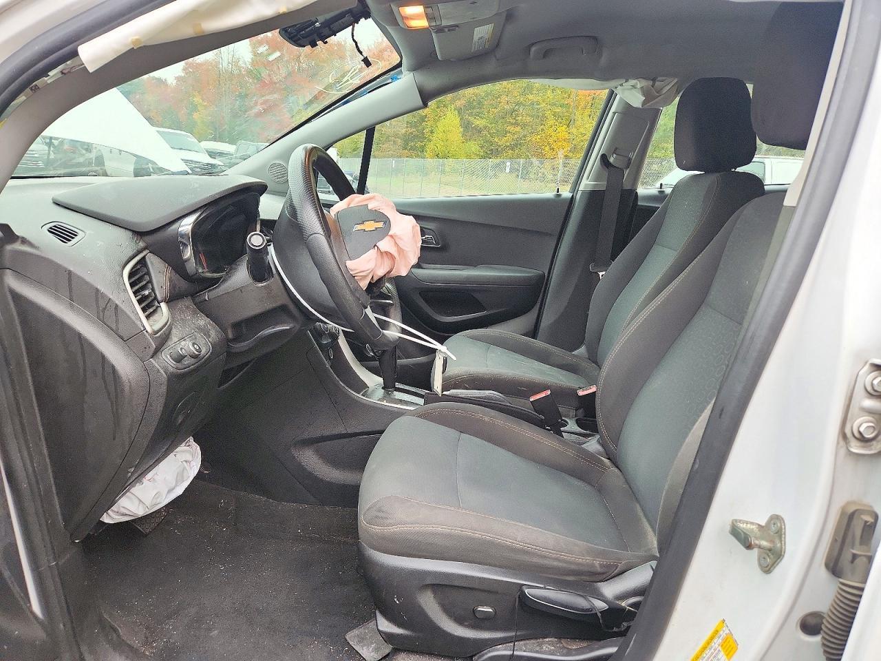 2020 Chevrolet Trax Ls - Image 7