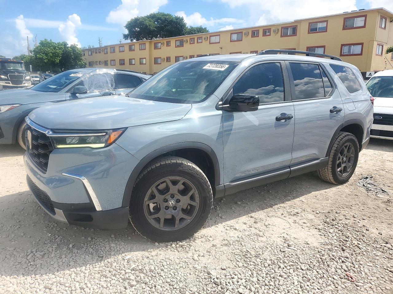 2025 Honda Pilot Trailsport
